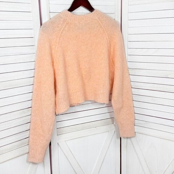 American Eagle Outfitters Cropped Bow Front Sweater Peach Small - Picture 10 of 14